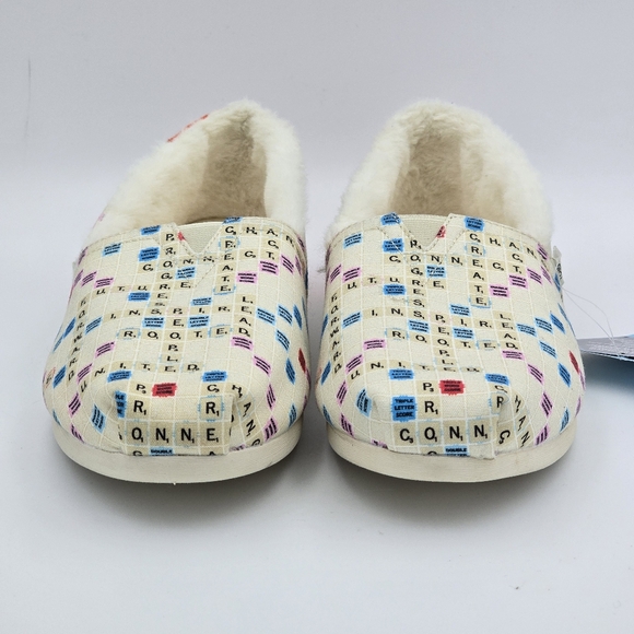 NWT TOMS Scrabble Gameboard Print Faux Fur Lined Alpargata Slip-ons, Women's 12 - Picture 13 of 16